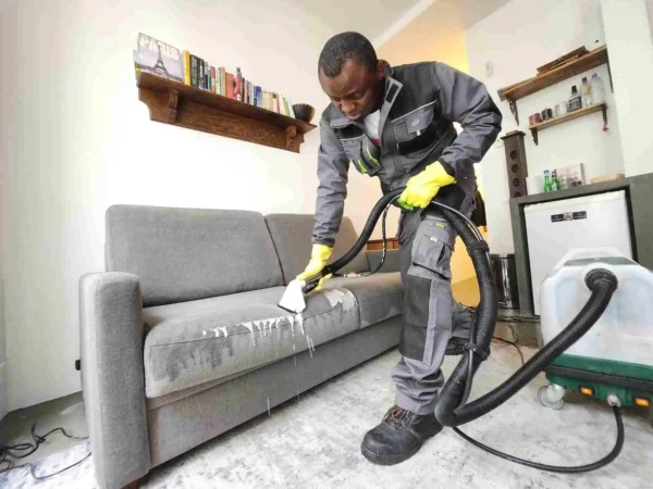Nettoyage-professionnel-du-canape-abidjan Société de nettoyage canapé Abidjan